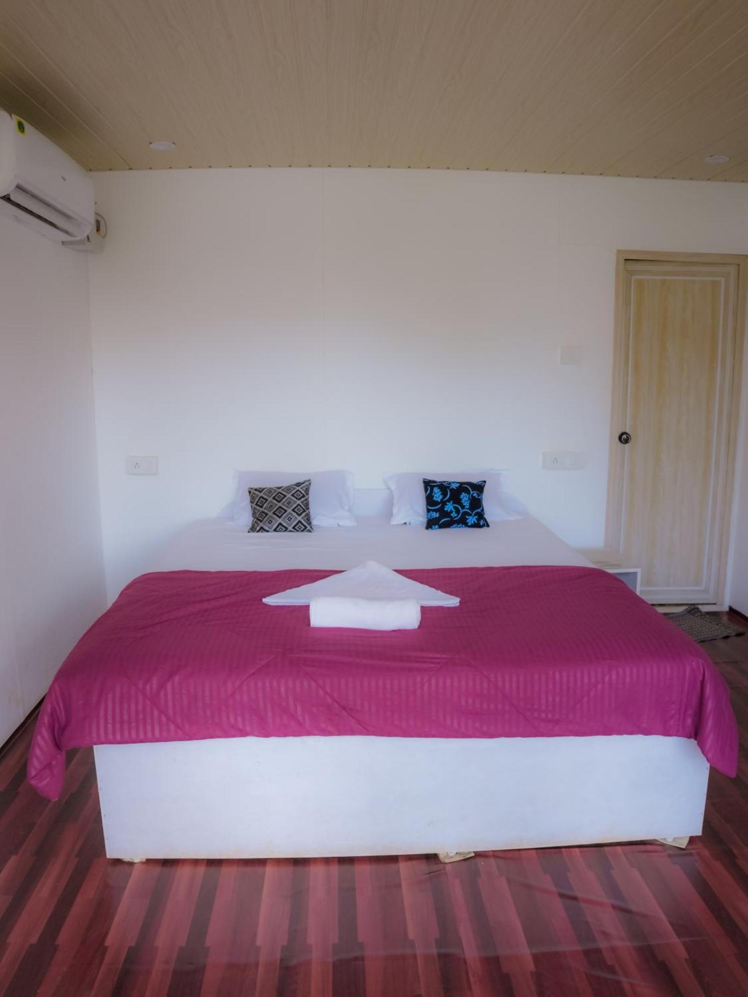 Hilltop Seaview Palolem Goa Hotel ภายนอก รูปภาพ
